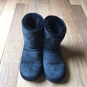 UGG boots black size 13 kids